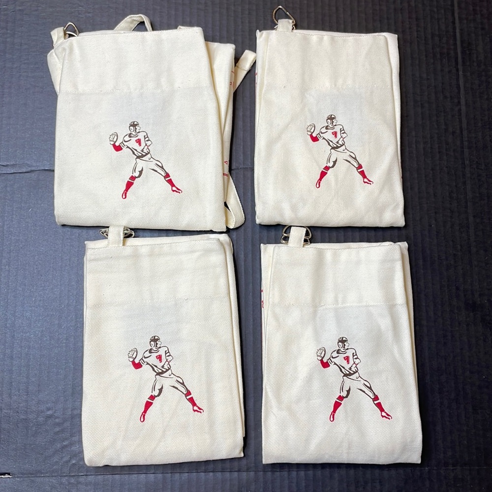 Williams Sonoma Kids Football Aprons NWT - Picture 2 of 6